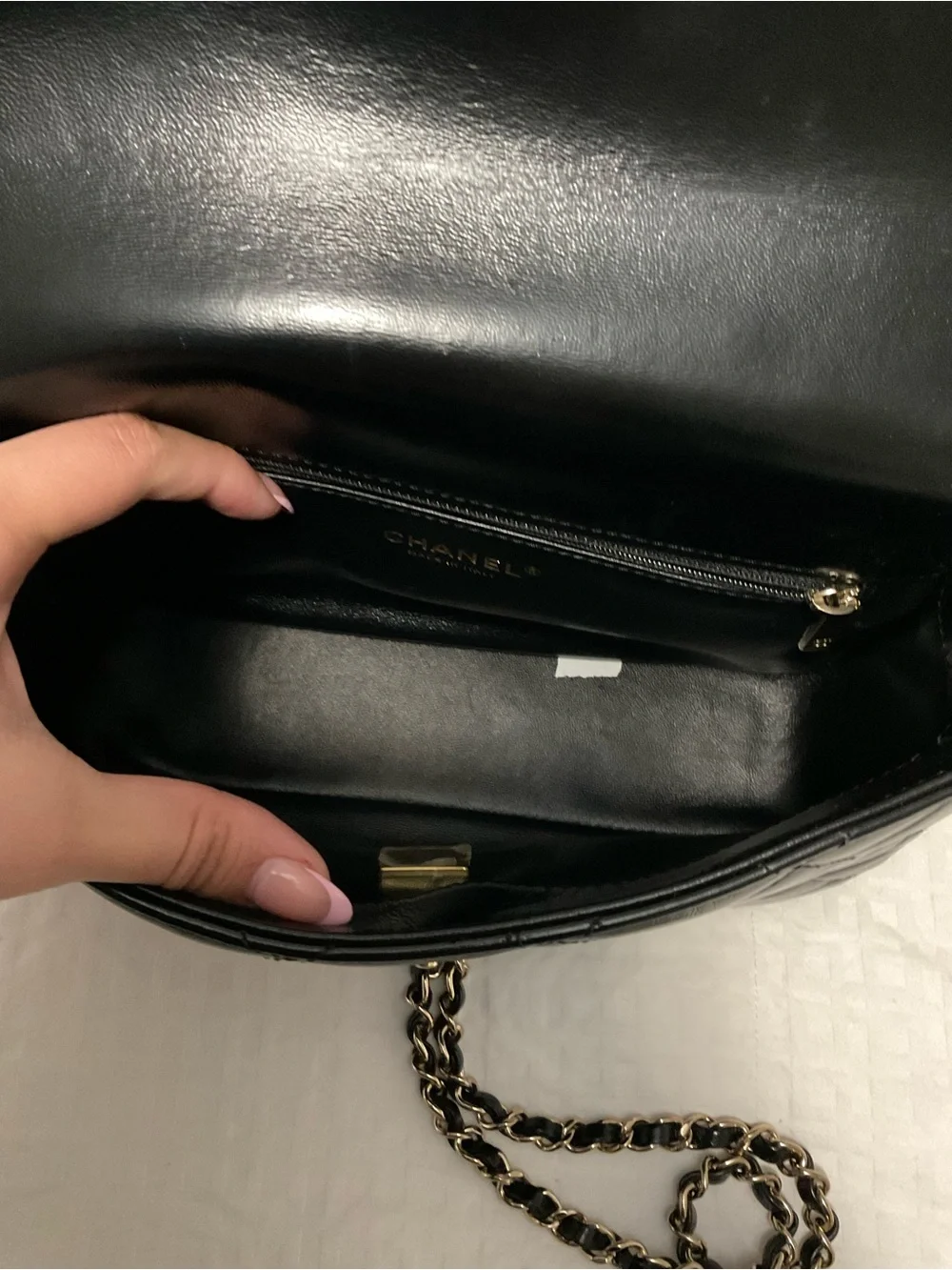 CHANEL Shiny Lambskin Quilted Flap Bag Black preloved